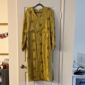 Warehouse Gold Floral Long Sleeve Dress